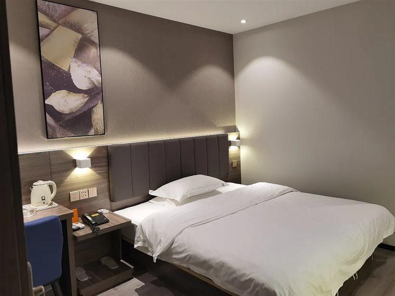 7Days Inn Huaihua Train Station Square Екстериор снимка